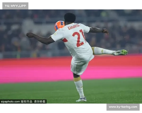 罗马2-0萨索洛，科内头球破门打破僵局